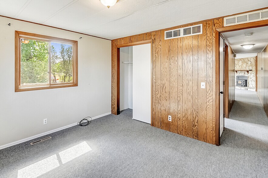 Building Photo - 11831 E 120th Ave