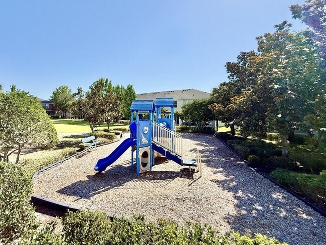 Building Photo - 4978 White Sanderling Ct