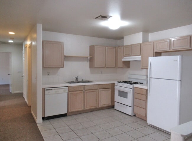 Building Photo - 29840 Landau Blvd