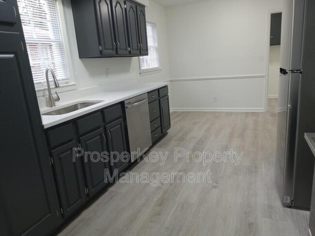 Building Photo - 3736 Winkfield Pl