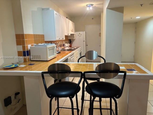 Building Photo - 100 Lincoln Rd