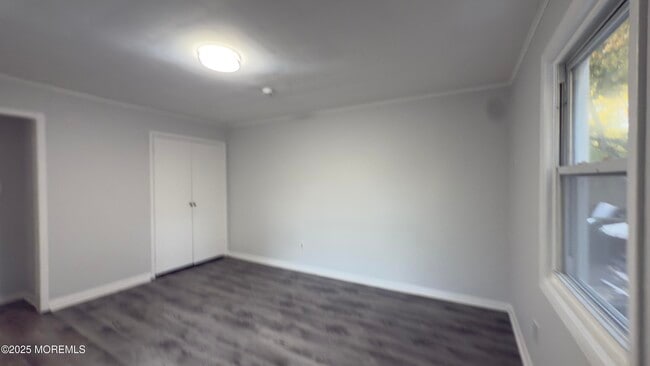 Building Photo - 56 Lindsley Pl