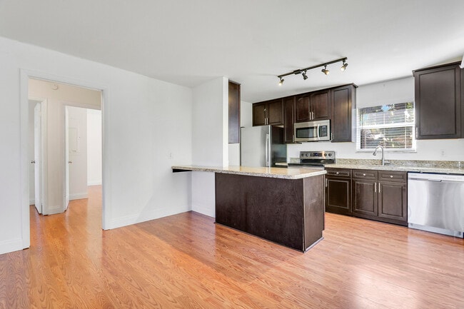 Building Photo - 6264 Allen St