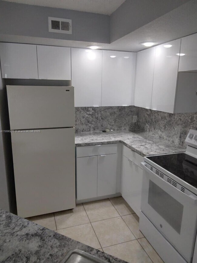 Building Photo - 1401 Village Blvd