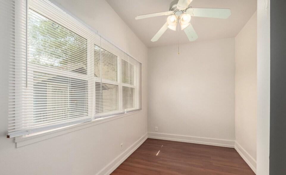 Bedroom 2 - 1505 W Pierce St