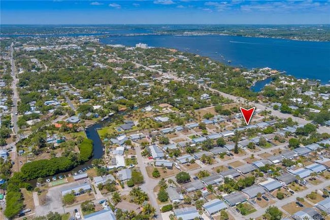 Building Photo - 413 Robalo Ct