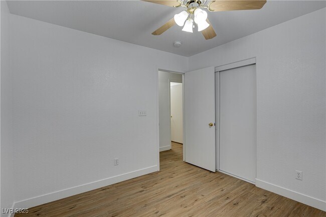 Building Photo - 10046 Catseye Cove Ct