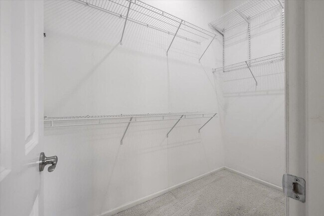 Building Photo - 1799 Cassatt Dr