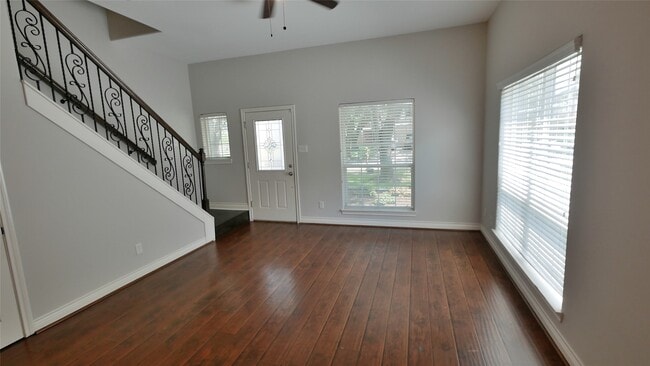 Building Photo - 4315 Field Meadow Dr