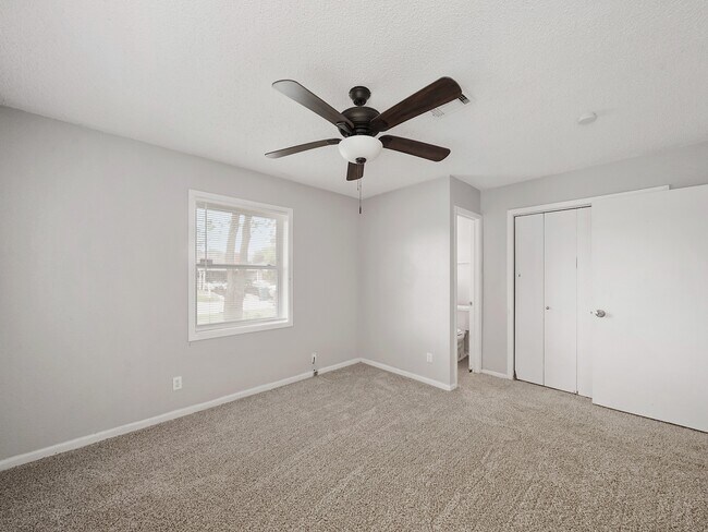 Building Photo - 3006 14th Ave N