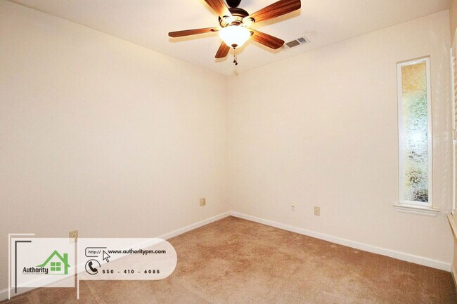 Building Photo - 1720 Capistrano Walk