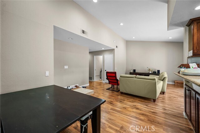 Building Photo - 1315 Albariza Pl