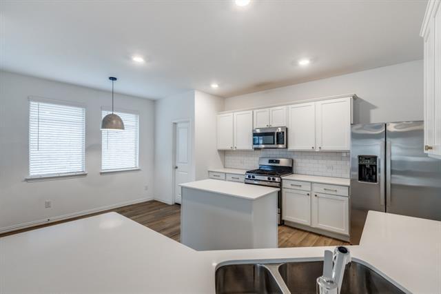 Building Photo - 7936 Lindheimer Ln