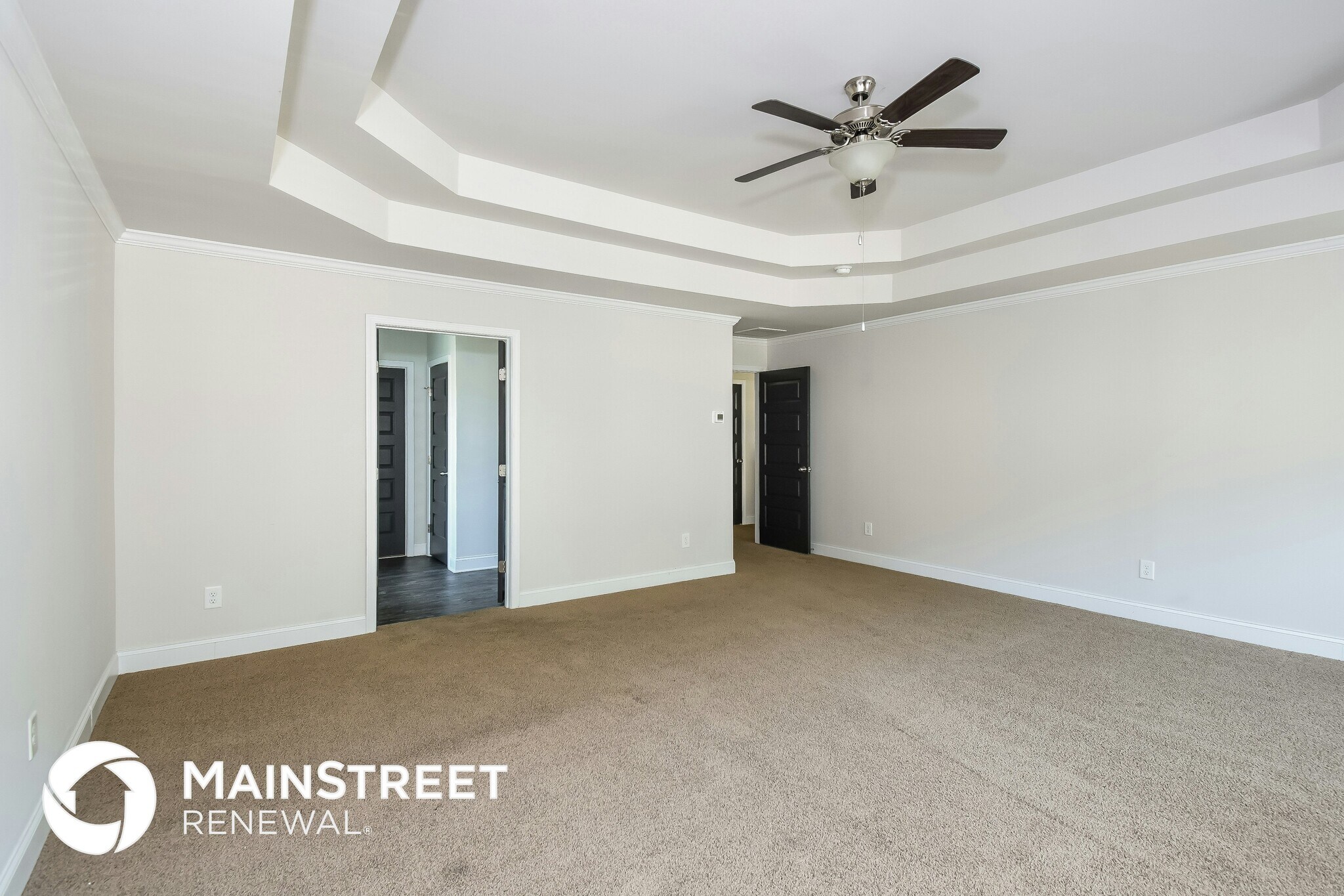 Building Photo - 692 Overlook Gln Dr