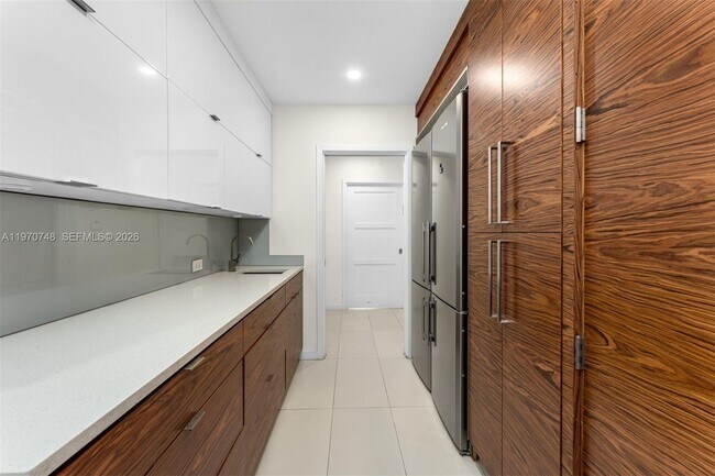 Building Photo - 1525 Diplomat Pkwy