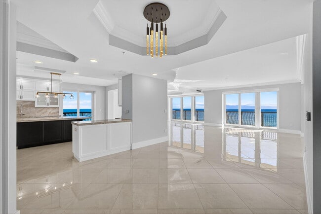 Building Photo - 5150 N Ocean Dr