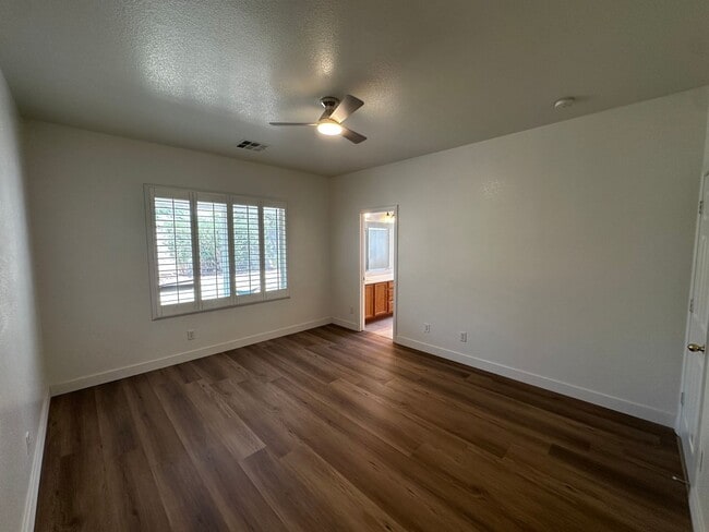 Building Photo - AUTUMN RIDGE AT SUMMERLIN-PHAS