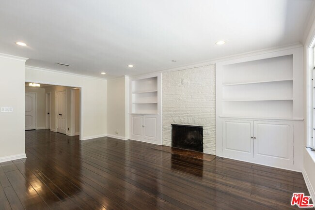 Building Photo - 11339 Thurston Pl