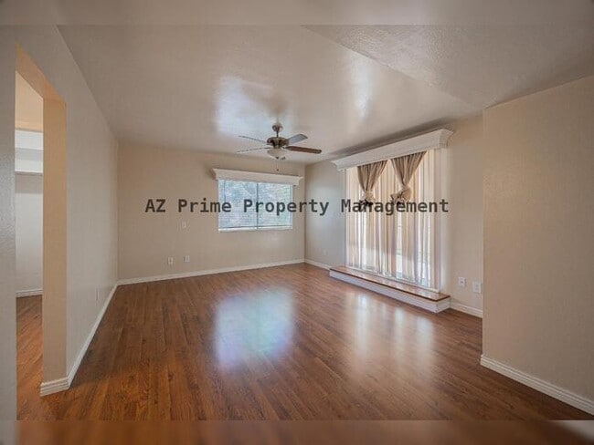 Building Photo - 2127 E Minton Dr