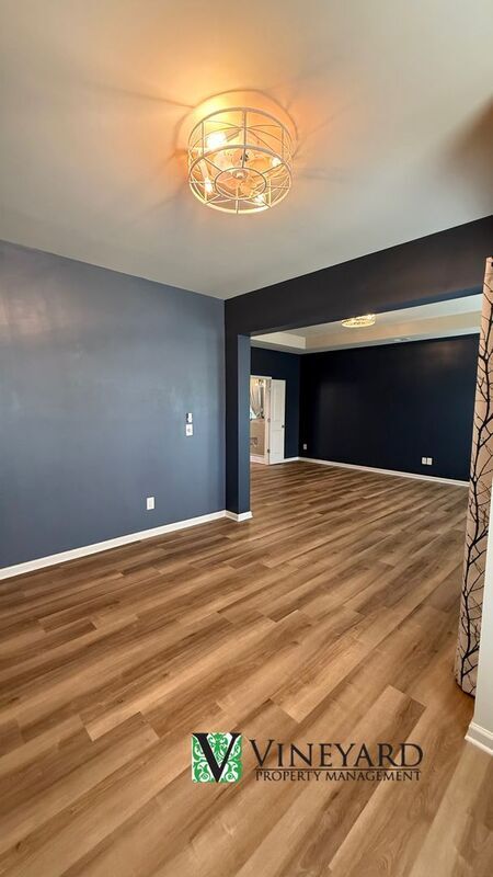 Building Photo - 303 Cherokee Reserve Ct