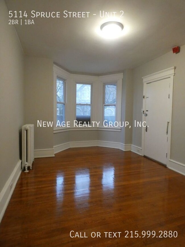 Building Photo - Newly renovated 2 bedroom, 1 bathroom apar...