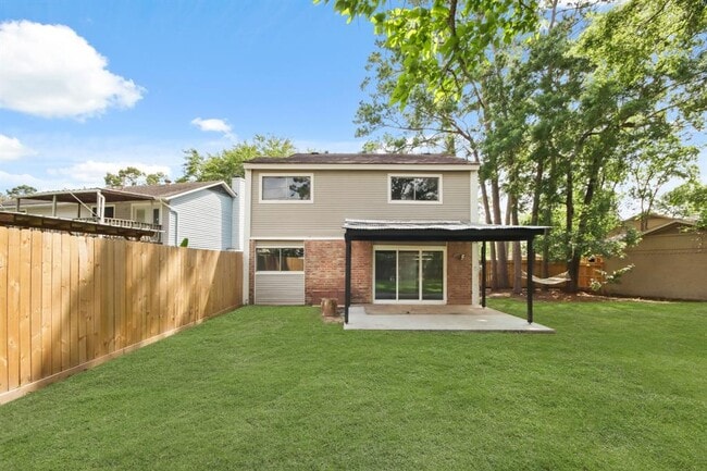 Building Photo - 19511 Pine Echo Dr
