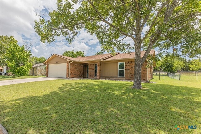 Building Photo - 3006 Belmont Dr