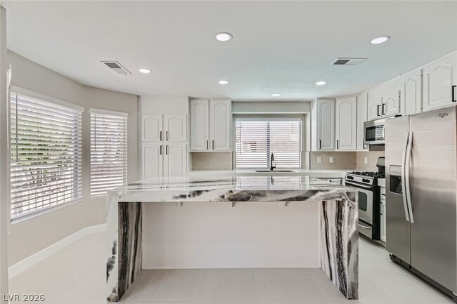 Building Photo - 7836 Calico Flower Ave