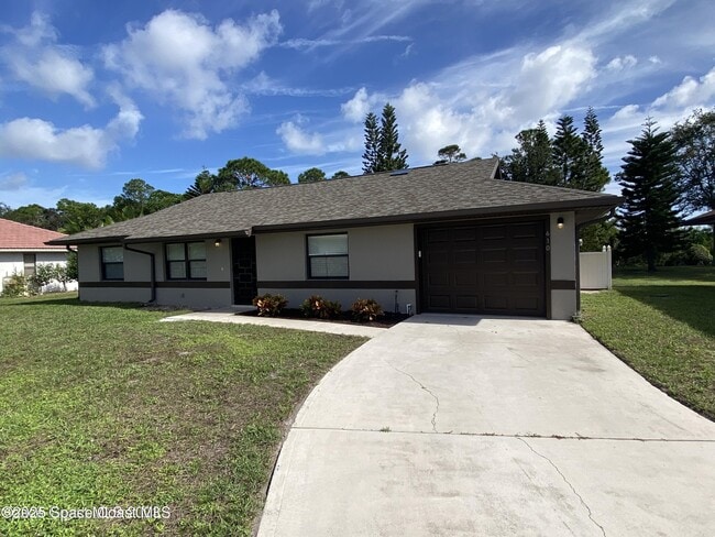 Building Photo - 610 Soto Grande Ct