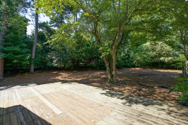 Building Photo - "3-Bedroom Home on Fox Hunt Lane in Southern Pines – Cozy Living Awaits!"