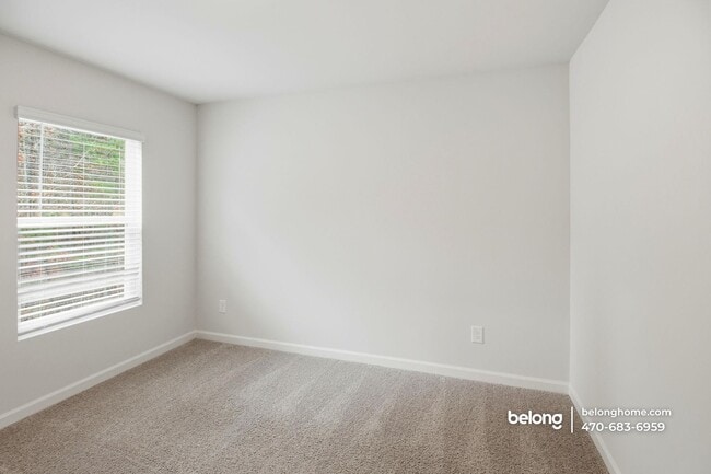 Building Photo - 8279 Bluewater Dr