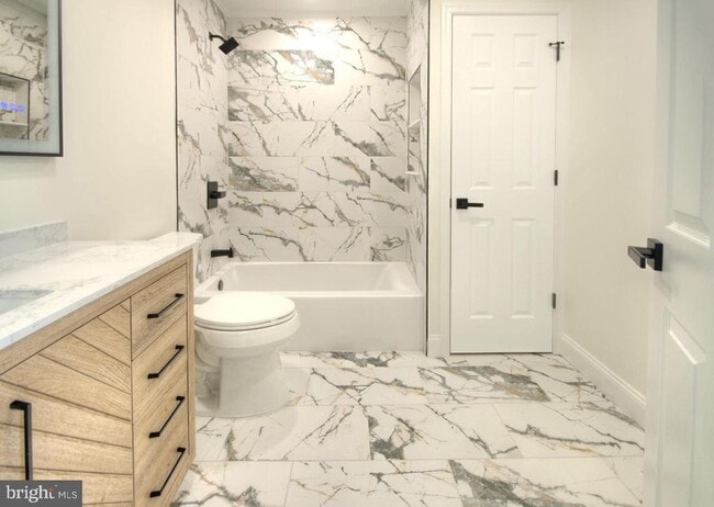 Building Photo - 1326 Chanticleer