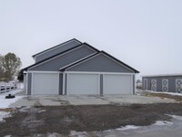 Building Photo - 2148 Walter Rd