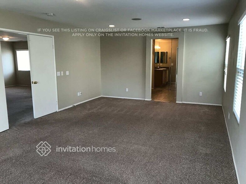 Building Photo - 25957 Avenida Espaldar