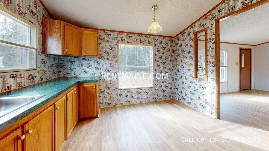 Building Photo - 74 Sweet Fern Dr