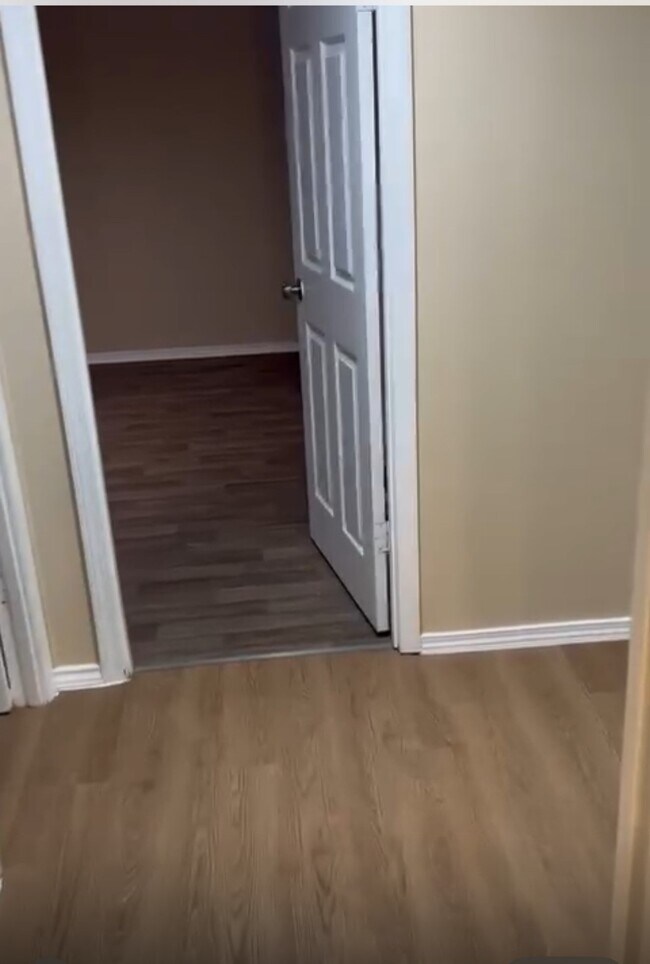 Building Photo - 76 County Rd 2292