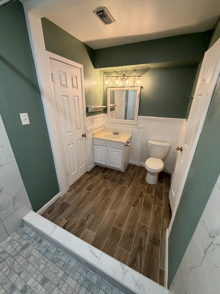 Building Photo - 18742 Clover Glen Ln