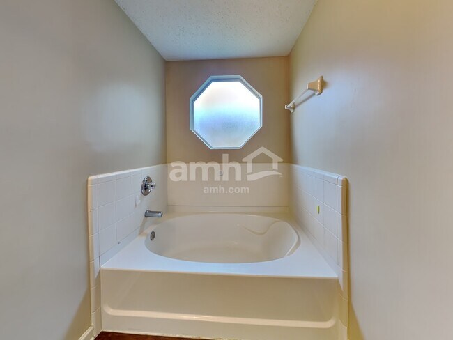 Building Photo - 96122 Stoney Glen Ct