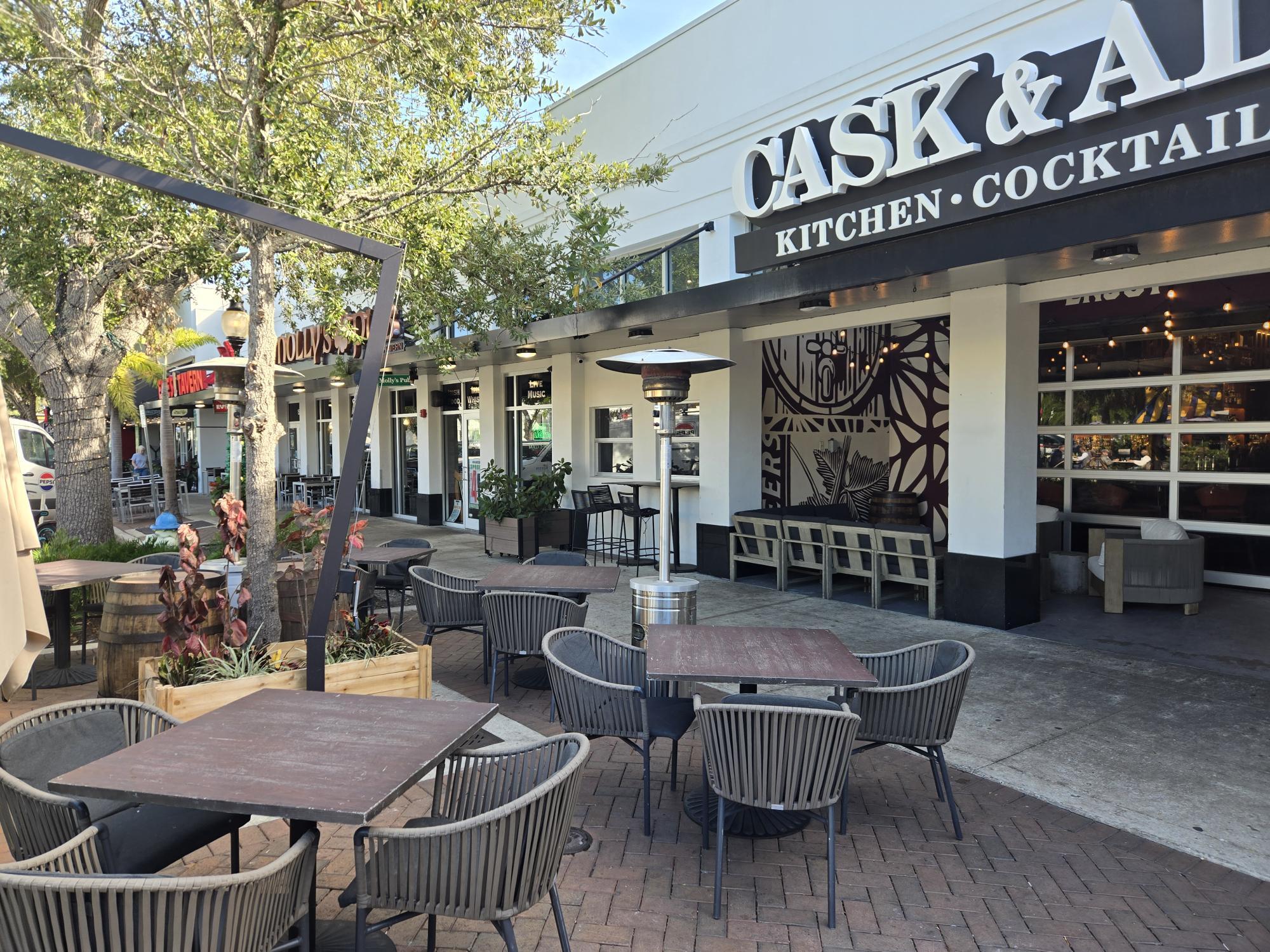 Building Photo - 2304 Ringling Blvd