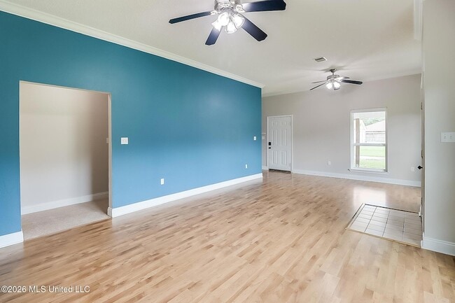 Building Photo - 410 Old Spanish Trail
