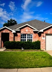 Building Photo - Hawkins