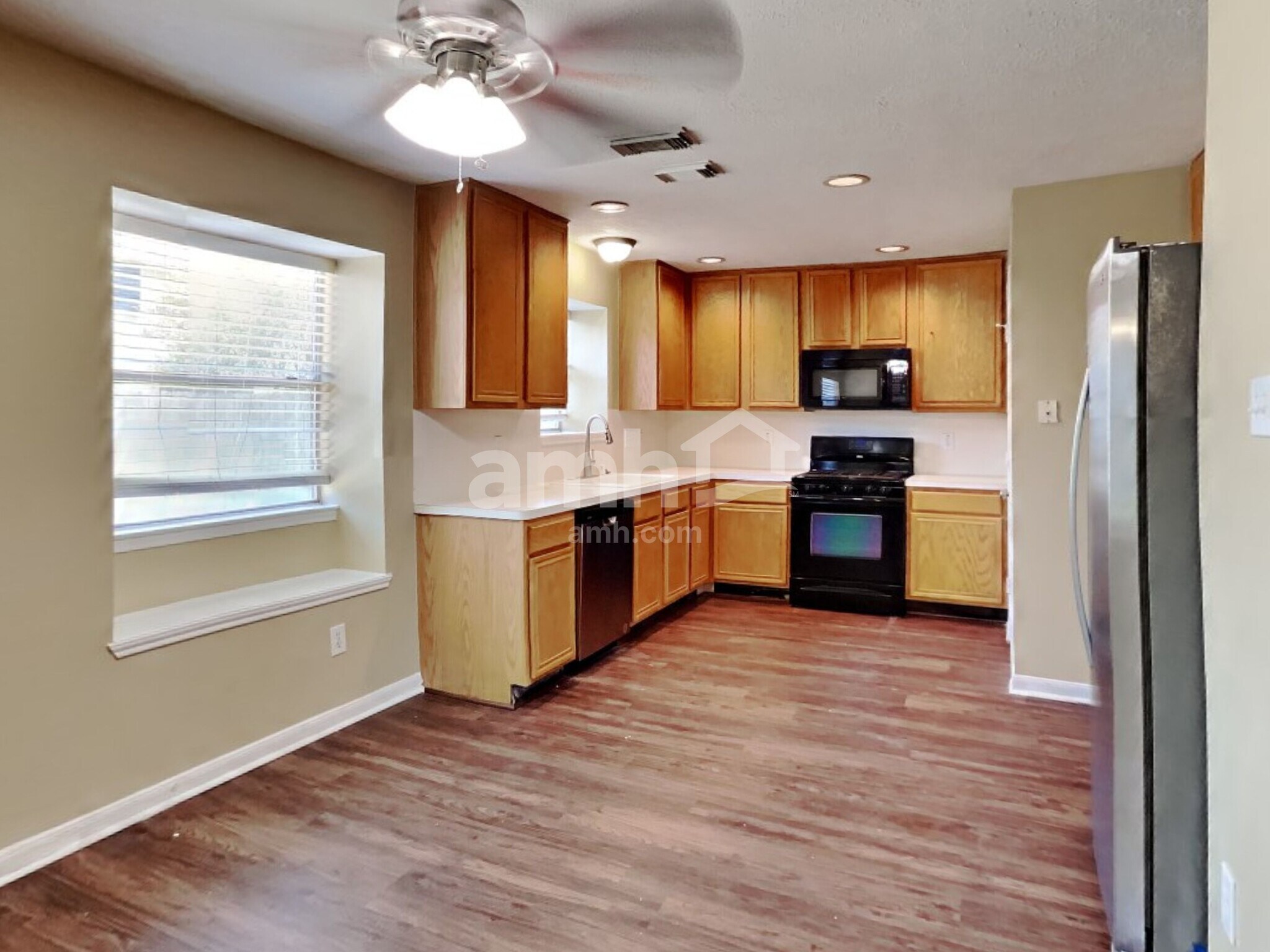 Building Photo - 31306 Perlican Dr