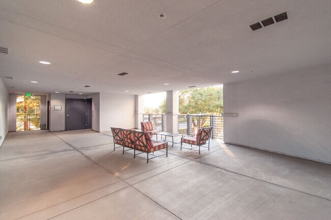 Building Photo - 10745 N De Anza Blvd