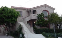 Building Photo - 1715 Termino Ave