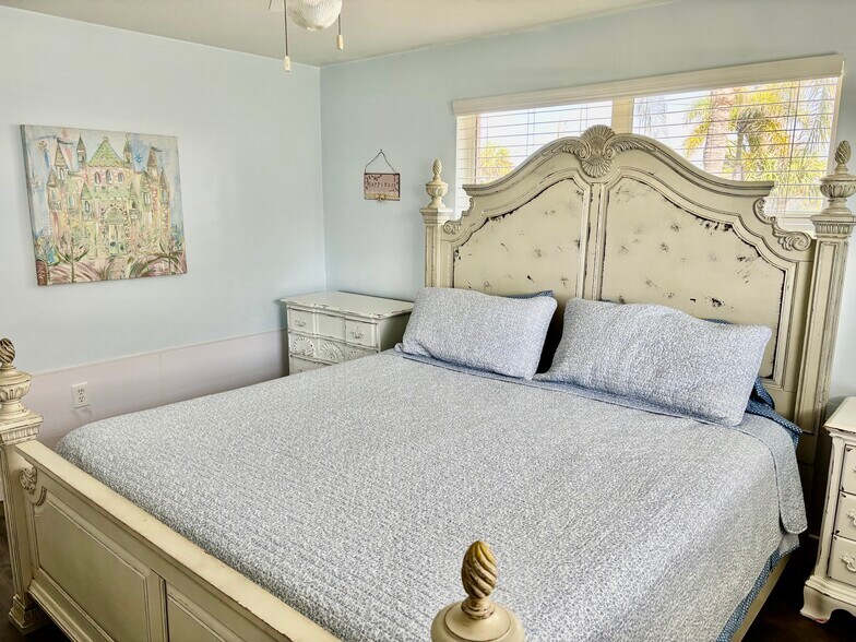 Building Photo - 381 Delido Ct