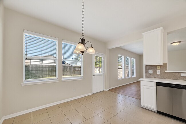 Building Photo - 2708 Calico Creek Ln