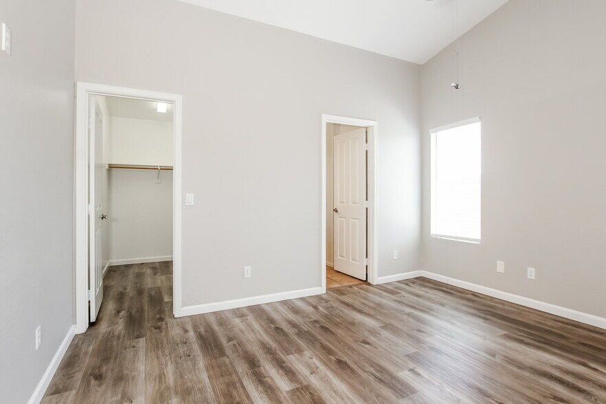 Building Photo - 14815 N Tonya Cir