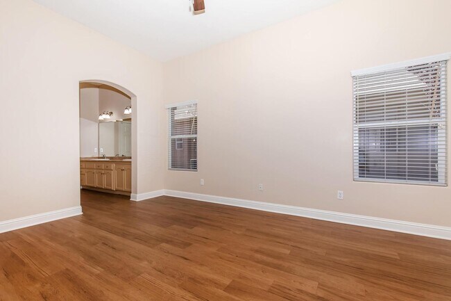 Building Photo - 625 Jasmine Parke Dr