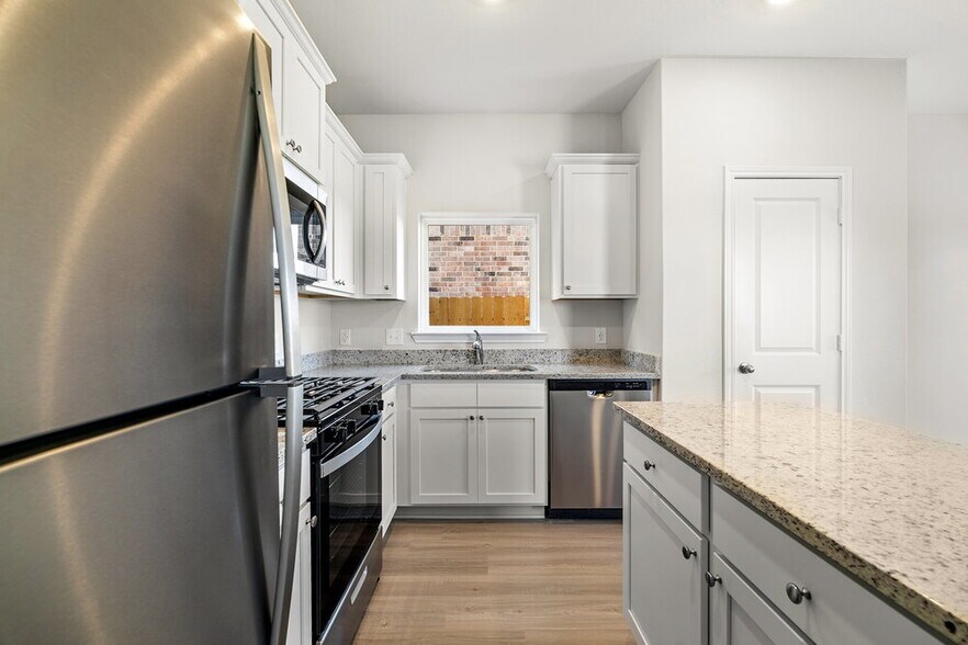 Building Photo - 428 San Miguel Crk Dr