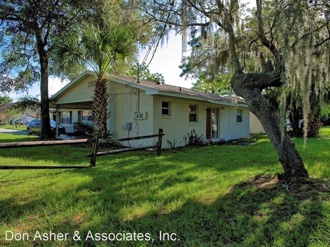Building Photo - 2 br, 1 bath House - 760 E. Magnolia Avenue